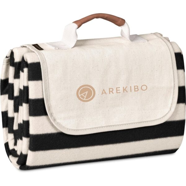 Serendipio Brookhill Picnic Blanket - Image 2