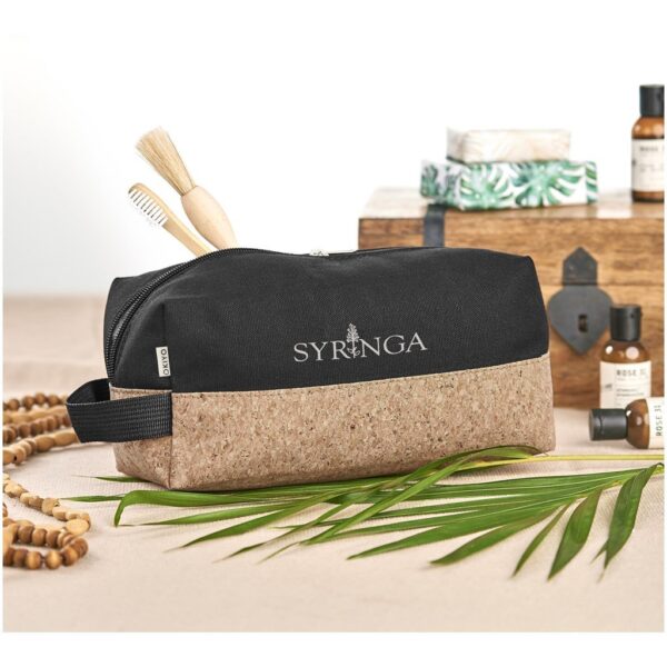 Okiyo Koruku Cork & Cotton Toiletry Bag - Image 4
