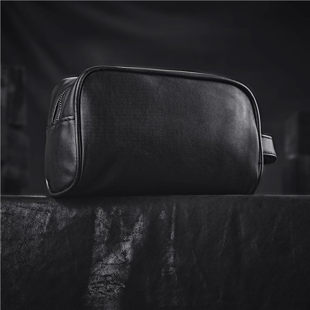 Alex Varga Claska Toiletry Bag - Image 4