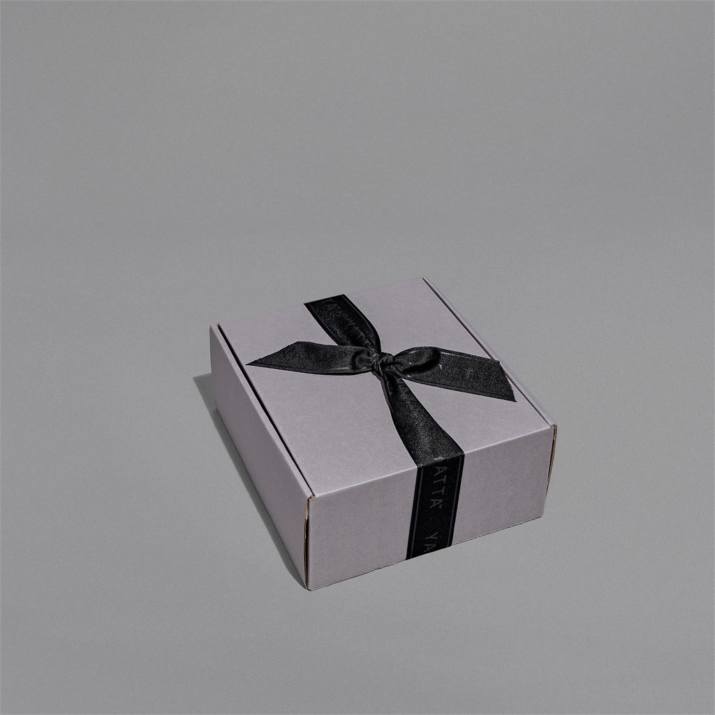 Yatta Basically Bold Hamper - Image 4