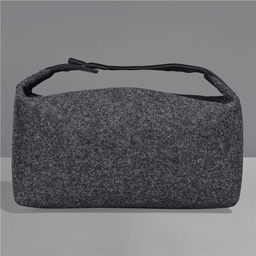 Yatta Luxe Lines Hamper - Image 2