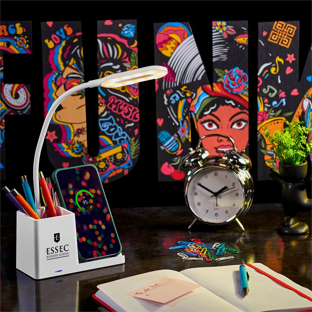 Swiss Cougar Ottawa Wireless Charger and Desk Lamp - Image 9